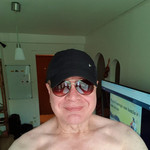 Gino, 49
