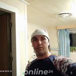 Andriy, 39 (1 , 0 )