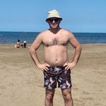 Emil, 41 (2 ����, 0 �����)