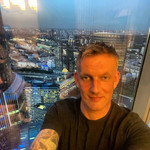 Daniel, 42 (3 , 0 )