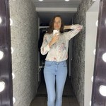 Lana, 39
